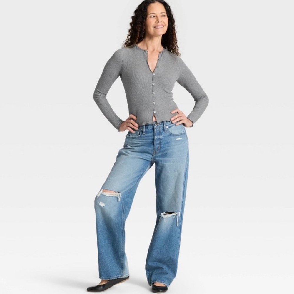 Universal Thread Mid-Rise 90’s Baggy Jeans - Picture 3 of 8